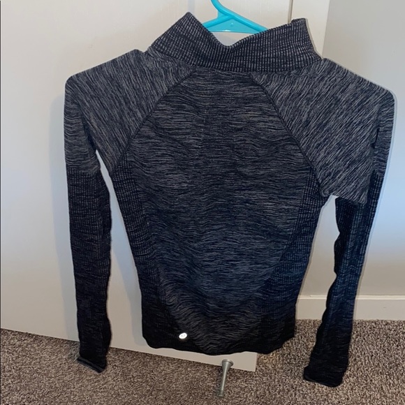 Lululemon half zip - Picture 2 of 2